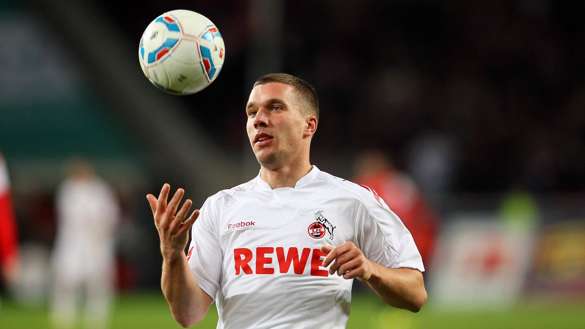 爱游戏下载-南安普顿球迷期待球队在英超立足，英超南安普顿外号